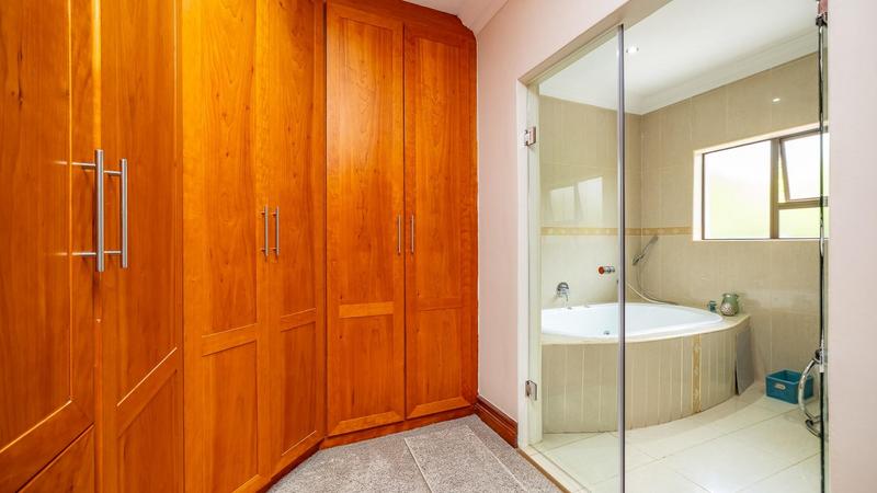 4 Bedroom Property for Sale in Raslouw Glen Gauteng