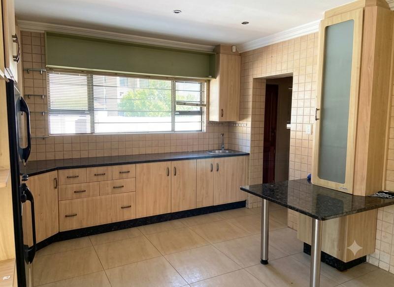 4 Bedroom Property for Sale in Eldo Meadows Gauteng