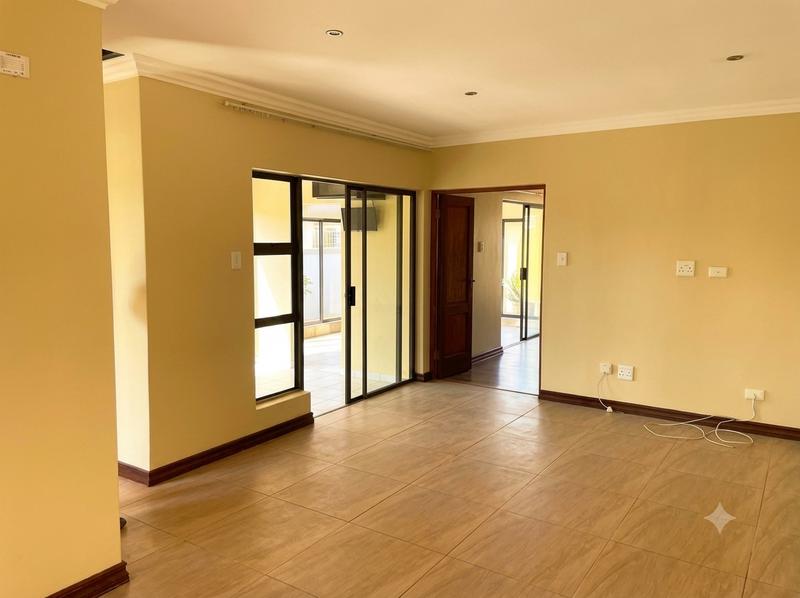 4 Bedroom Property for Sale in Eldo Meadows Gauteng