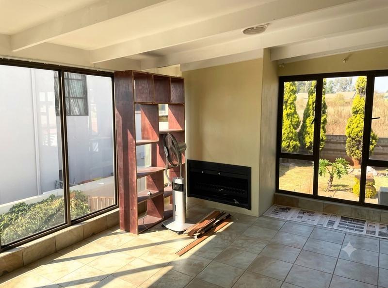 4 Bedroom Property for Sale in Eldo Meadows Gauteng