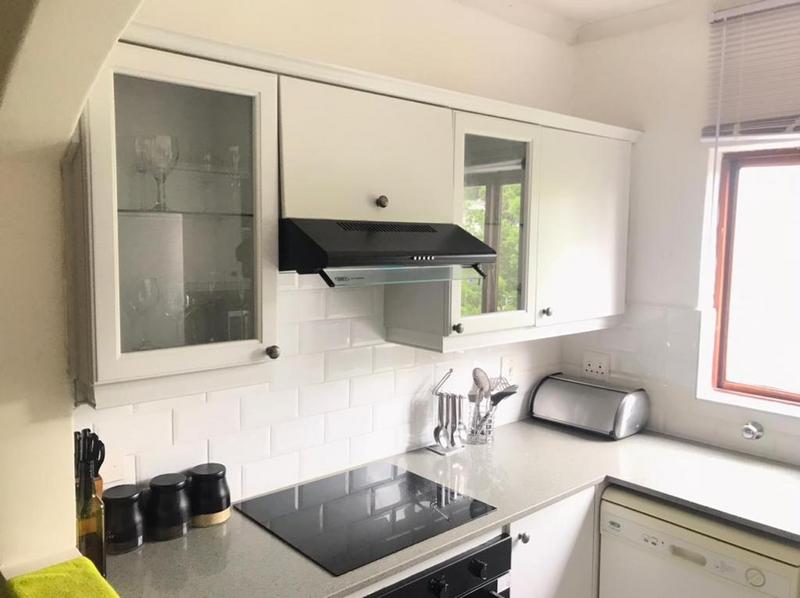 To Let 1 Bedroom Property for Rent in Benmore Gauteng