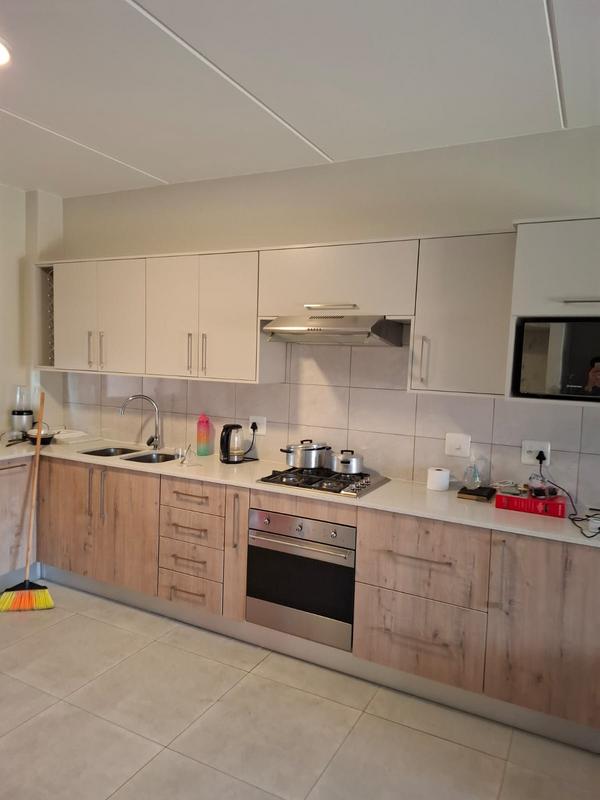 To Let 2 Bedroom Property for Rent in Equestria Gauteng