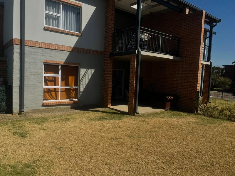 To Let 2 Bedroom Property for Rent in Equestria Gauteng