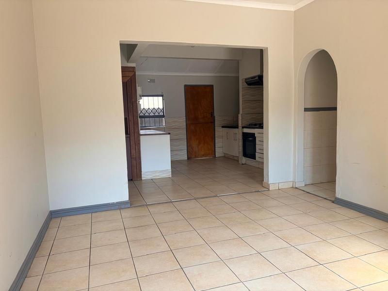 To Let 3 Bedroom Property for Rent in Danville Gauteng