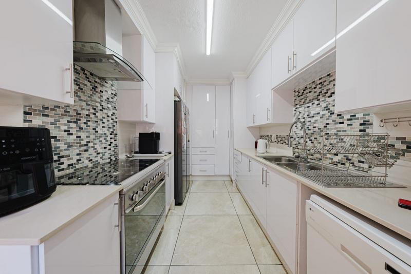 3 Bedroom Property for Sale in Brackenhurst Gauteng