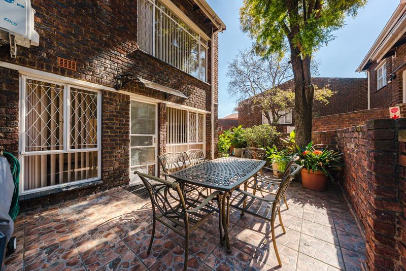 3 Bedroom Property for Sale in Brackenhurst Gauteng