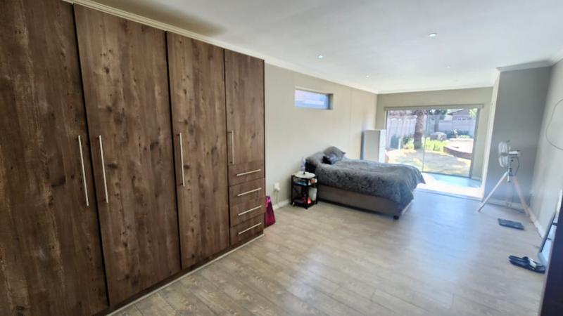 4 Bedroom Property for Sale in Brackenhurst Gauteng