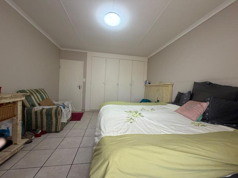 2 Bedroom Property for Sale in New Redruth Gauteng