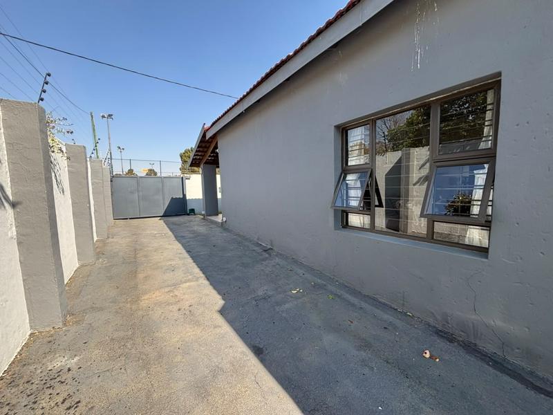 3 Bedroom Property for Sale in Westdene Gauteng