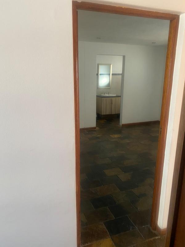 To Let 4 Bedroom Property for Rent in Marshalltown Gauteng