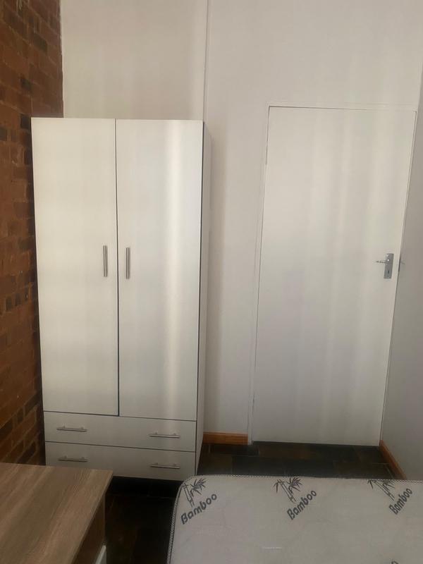 To Let 4 Bedroom Property for Rent in Marshalltown Gauteng