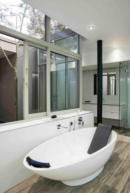 6 Bedroom Property for Sale in Parkmore Gauteng