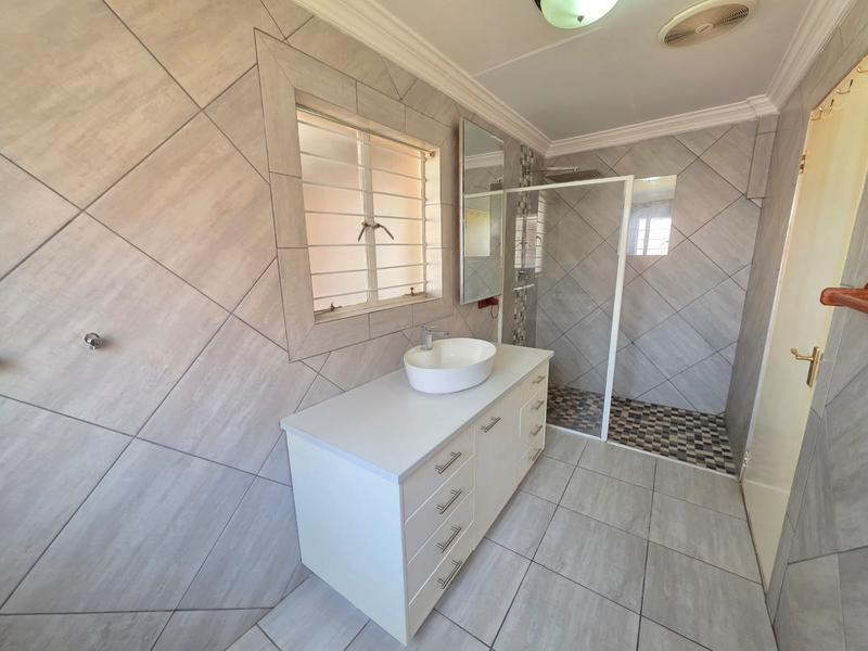 6 Bedroom Property for Sale in Henley on Klip Gauteng