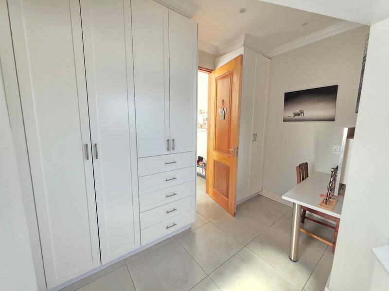 6 Bedroom Property for Sale in Henley on Klip Gauteng