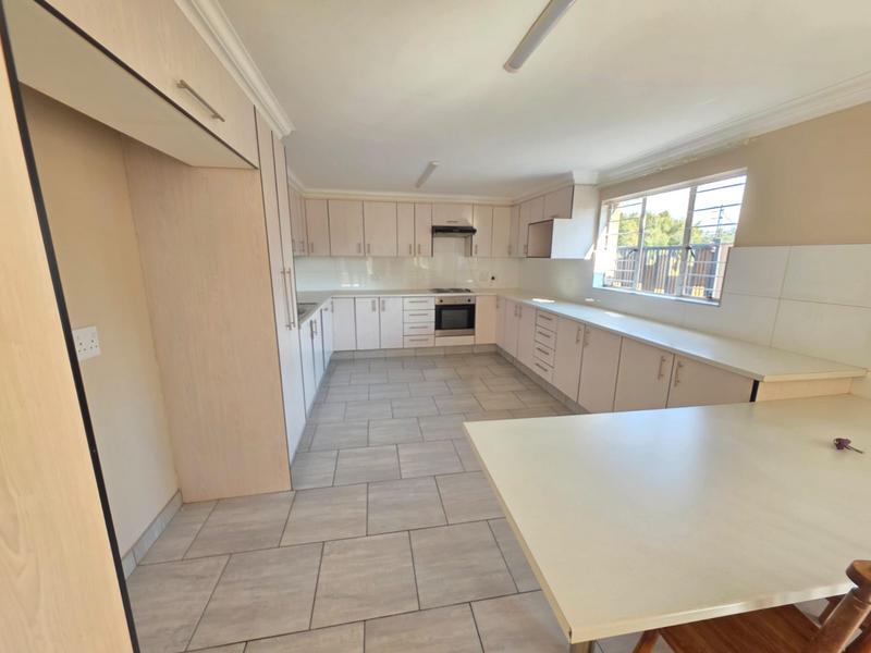 6 Bedroom Property for Sale in Henley on Klip Gauteng