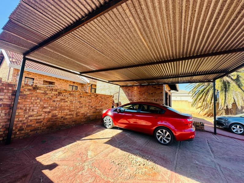 3 Bedroom Property for Sale in Witpoortjie Gauteng