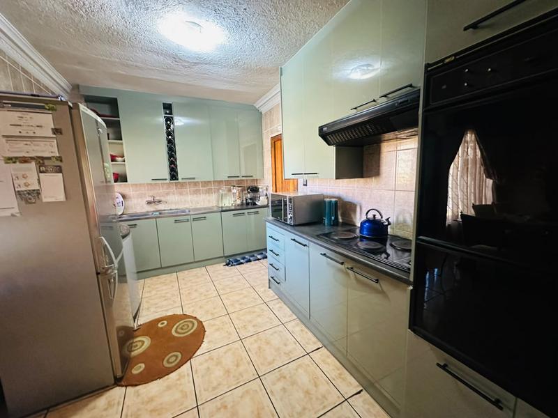 3 Bedroom Property for Sale in Witpoortjie Gauteng