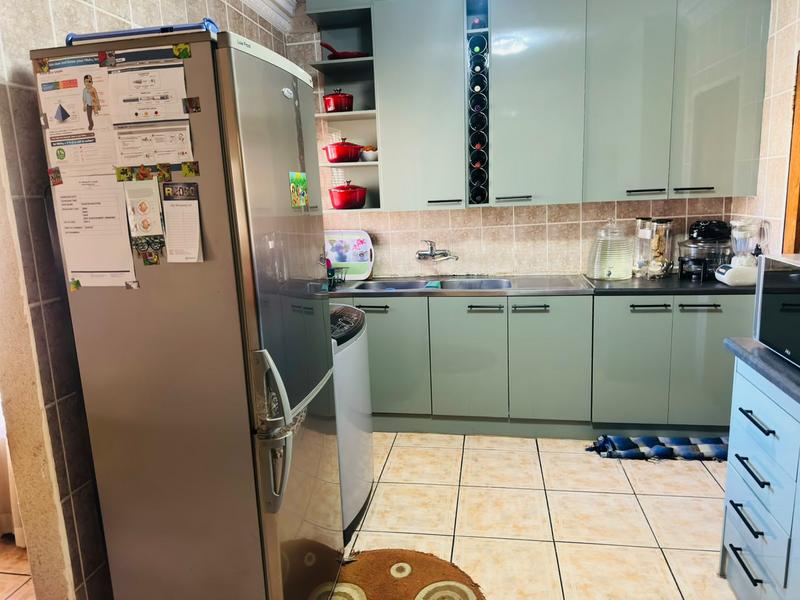 3 Bedroom Property for Sale in Witpoortjie Gauteng