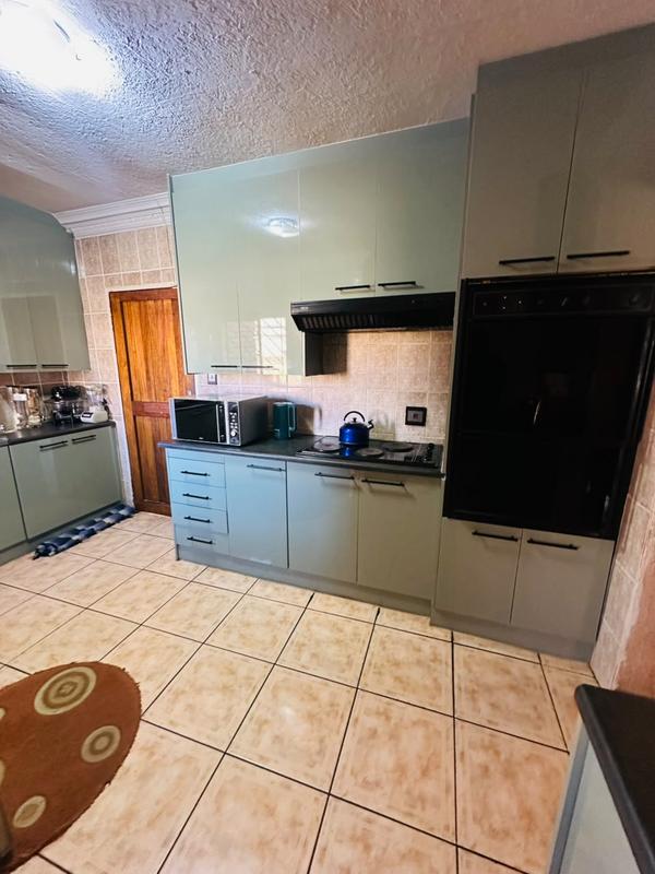 3 Bedroom Property for Sale in Witpoortjie Gauteng
