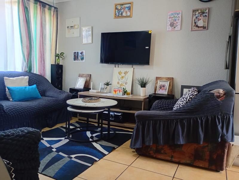 2 Bedroom Property for Sale in Kagiso Gauteng