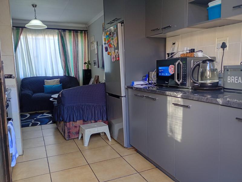 2 Bedroom Property for Sale in Kagiso Gauteng