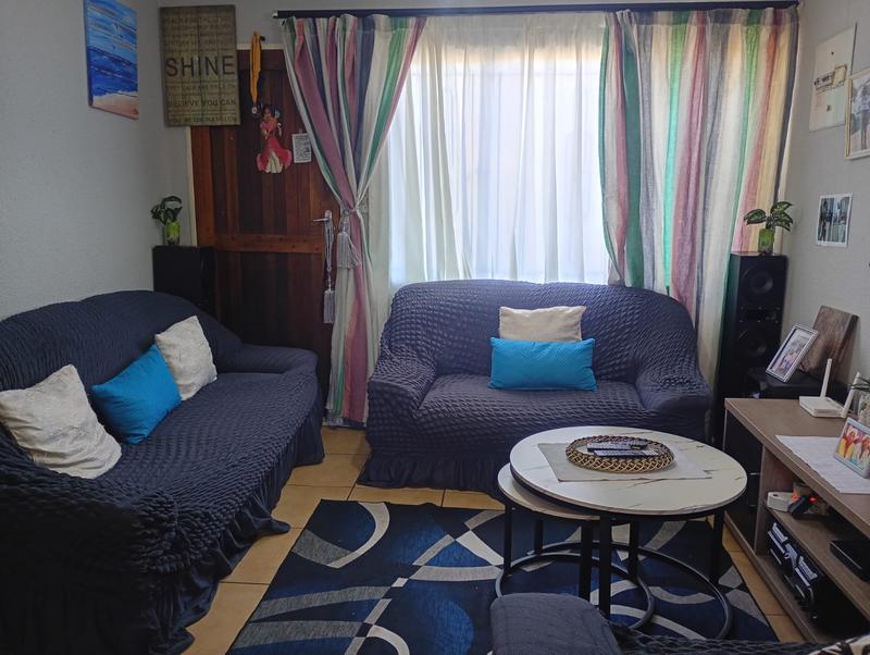 2 Bedroom Property for Sale in Kagiso Gauteng