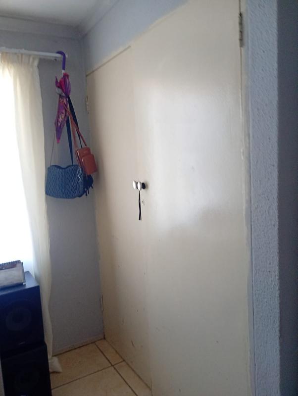 2 Bedroom Property for Sale in Kagiso Gauteng