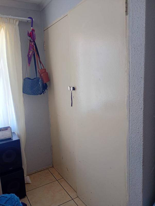2 Bedroom Property for Sale in Kagiso Gauteng