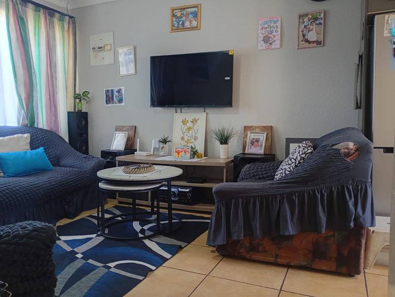 2 Bedroom Property for Sale in Kagiso Gauteng