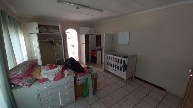 To Let 4 Bedroom Property for Rent in Pretoria Gardens Gauteng