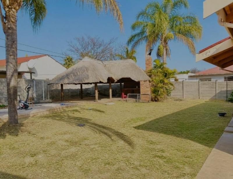 3 Bedroom Property for Sale in Kwaggasrand Gauteng