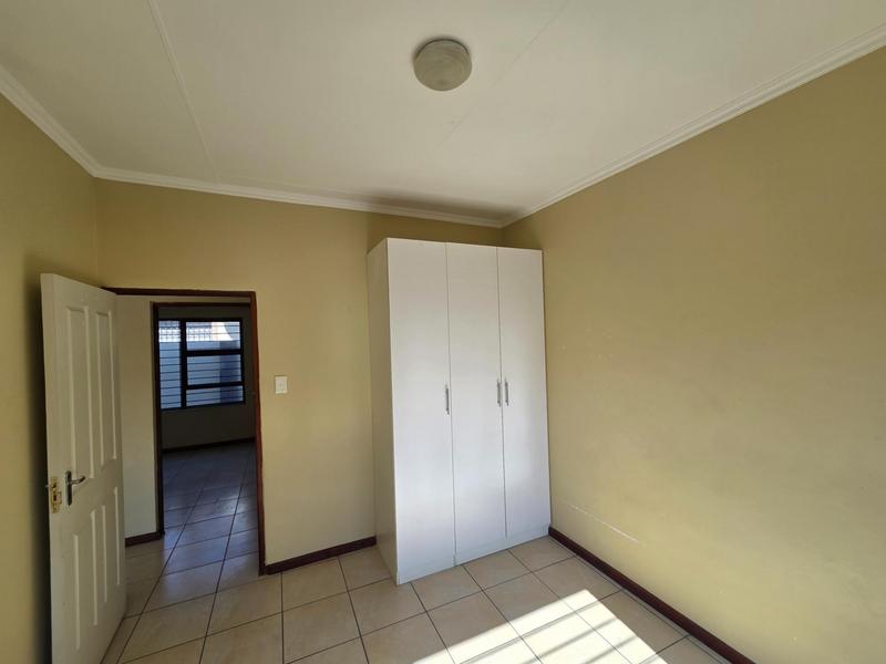 3 Bedroom Property for Sale in Noordwyk Gauteng
