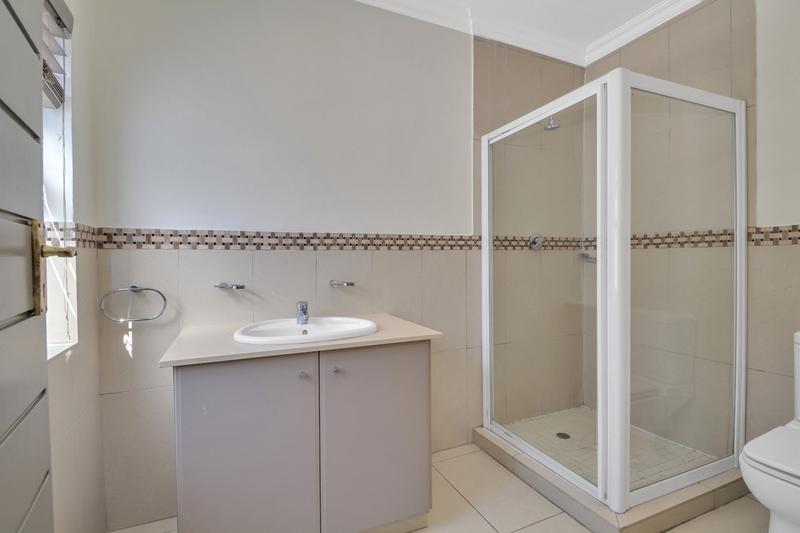 To Let 5 Bedroom Property for Rent in Dainfern Golf Estate Gauteng