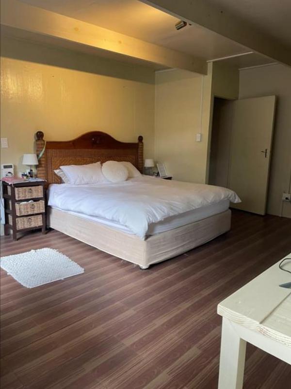 To Let 1 Bedroom Property for Rent in Woodmead Gauteng