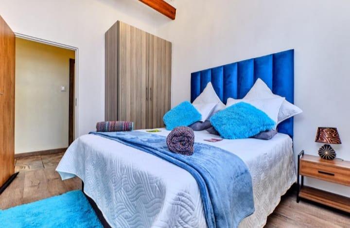 To Let 2 Bedroom Property for Rent in Woodmead Gauteng
