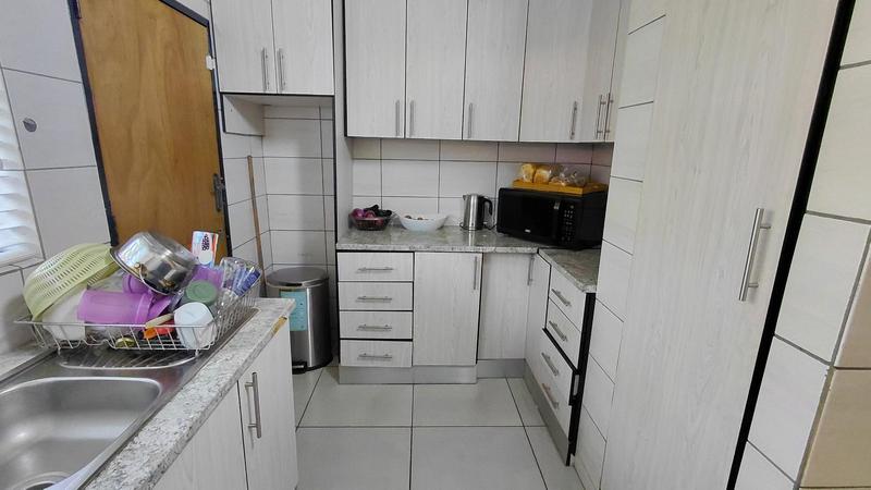 3 Bedroom Property for Sale in Brackendowns Gauteng