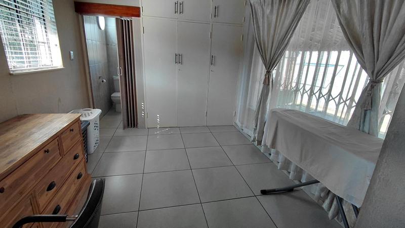3 Bedroom Property for Sale in Brackendowns Gauteng