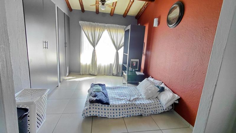 3 Bedroom Property for Sale in Brackendowns Gauteng