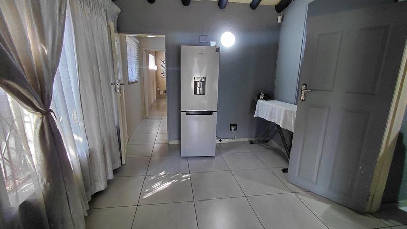 3 Bedroom Property for Sale in Brackendowns Gauteng