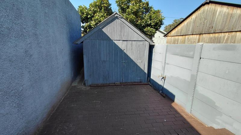 3 Bedroom Property for Sale in Brackendowns Gauteng