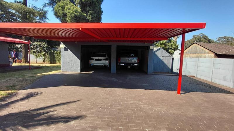 3 Bedroom Property for Sale in Brackendowns Gauteng