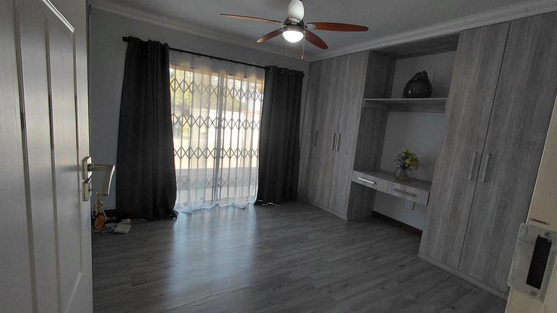 4 Bedroom Property for Sale in Brackenhurst Gauteng
