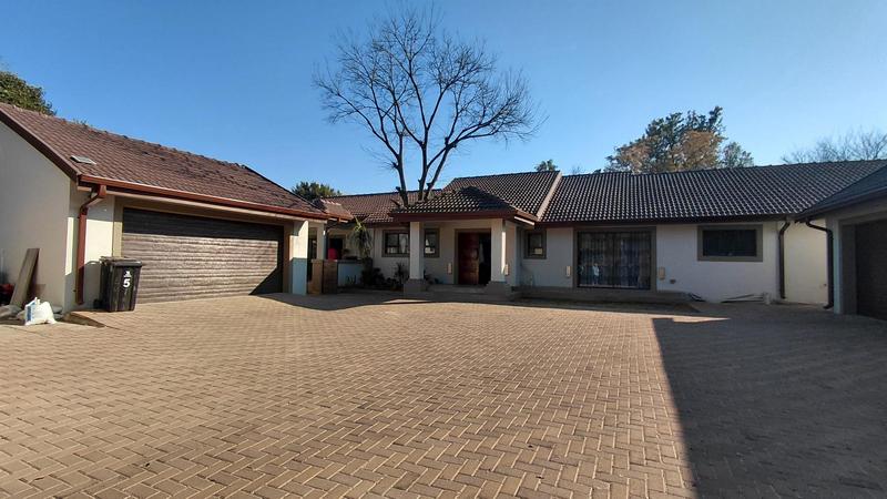 4 Bedroom Property for Sale in Brackenhurst Gauteng