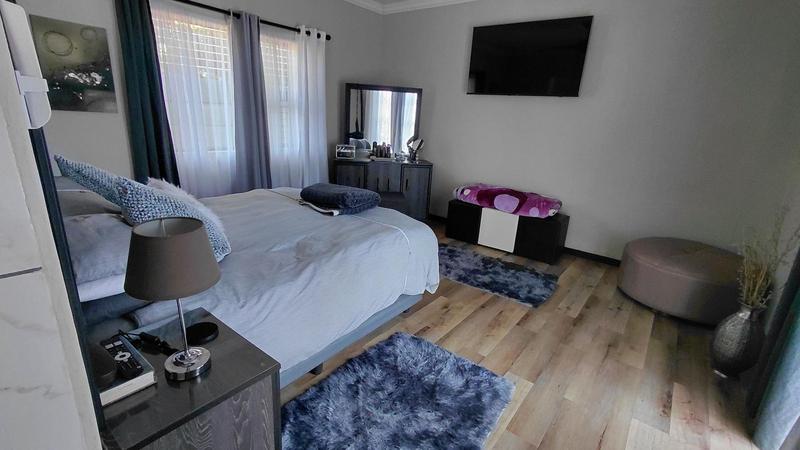 4 Bedroom Property for Sale in Brackenhurst Gauteng