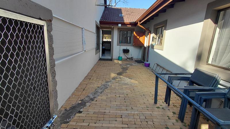 4 Bedroom Property for Sale in Brackenhurst Gauteng