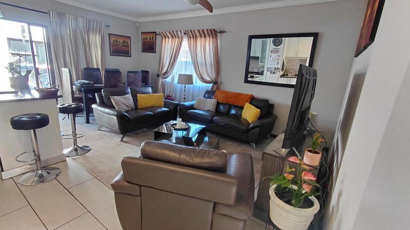 4 Bedroom Property for Sale in Brackenhurst Gauteng