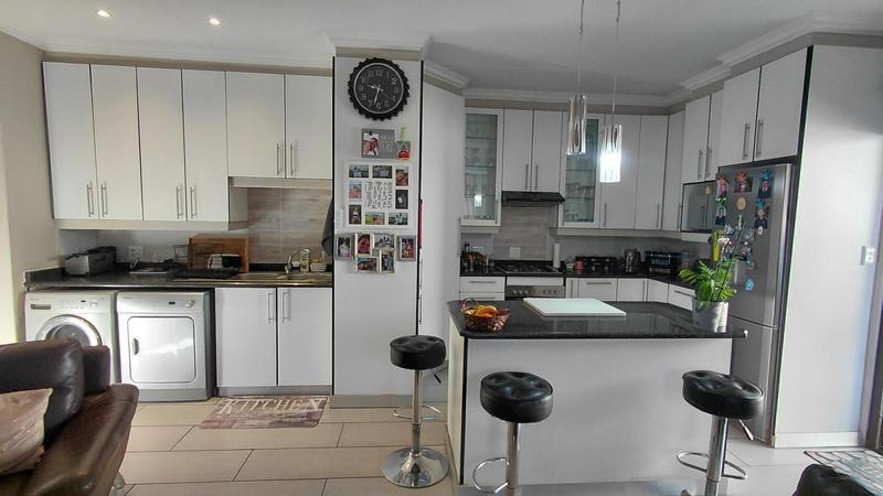 4 Bedroom Property for Sale in Brackenhurst Gauteng