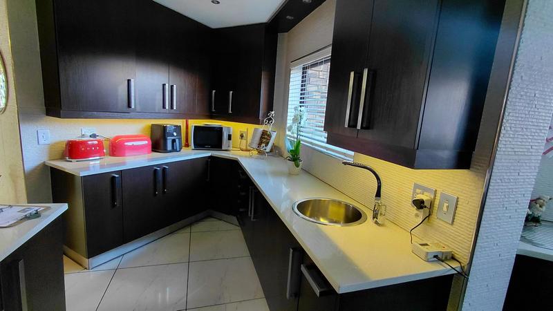 4 Bedroom Property for Sale in Meyersdal Gauteng