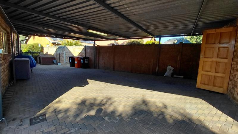 4 Bedroom Property for Sale in Meyersdal Gauteng
