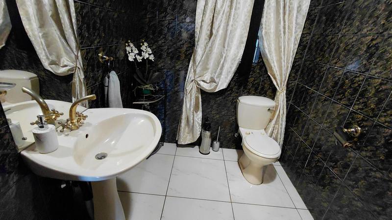 4 Bedroom Property for Sale in Meyersdal Gauteng
